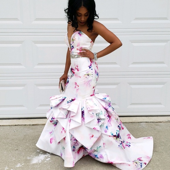 SOLD Rachele Allen floral dress - Picture 2 of 8